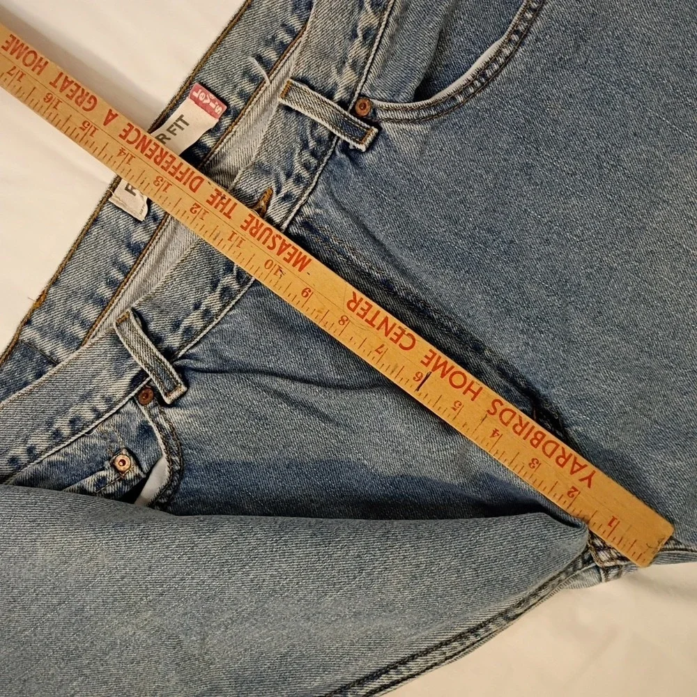 Levis 505 Regular Fit Straight 38 (36) x 32 (30) Light Wash Denim Blue Jeans Zip